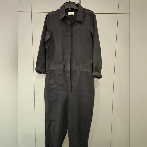 WILFRED Aritzia Women's Black Jumpsuit - Picture 3 of 4